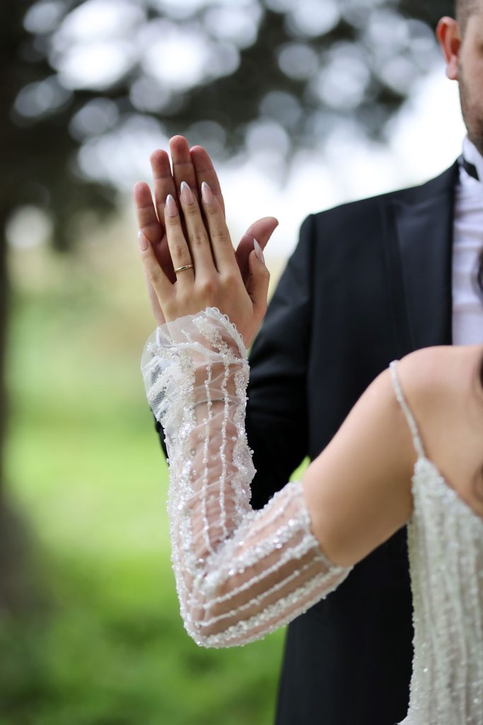 İzmir dış çekim düğün fotoğrafları ile zamansız kareler